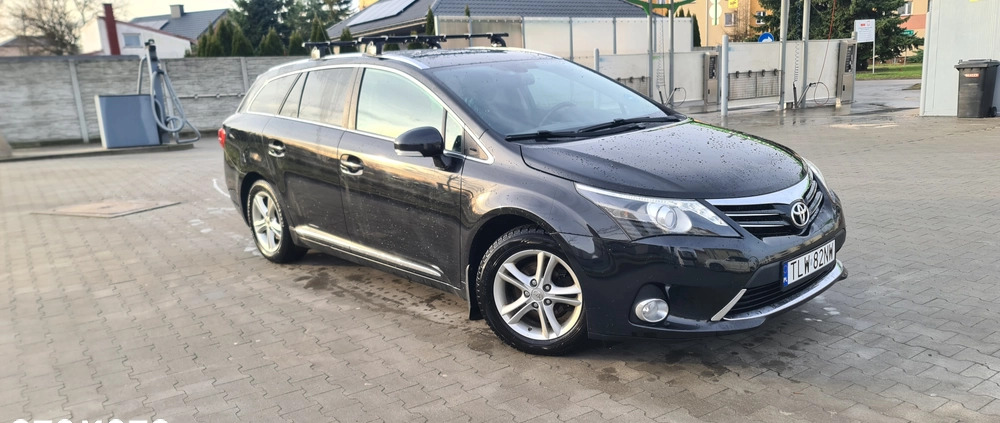 Toyota Avensis cena 36898 przebieg: 190000, rok produkcji 2014 z Włoszczowa małe 301